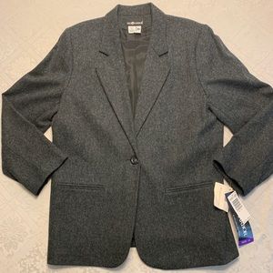 Women’s wool blazer